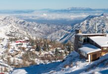 Cadena Solidaria de recolección de equipos de ski y montaña para el Colegio Farellones